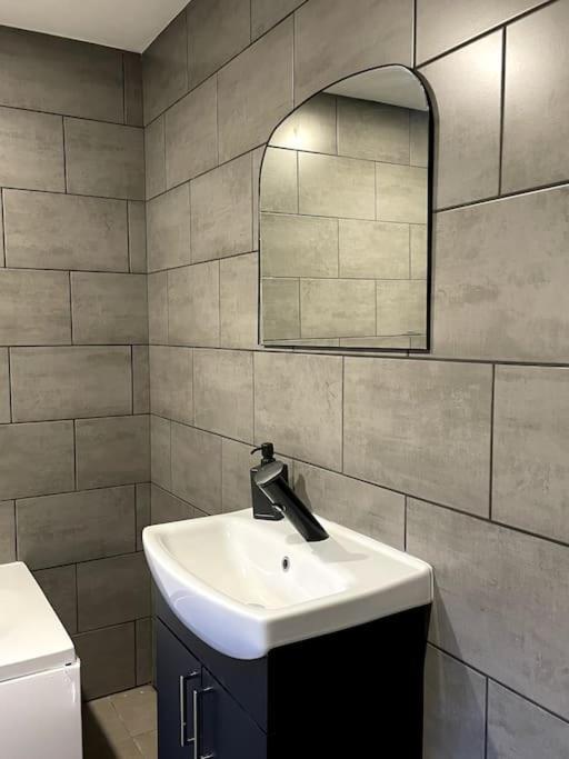 Central Area Terraced House With Private Hot Tub Лінкольн Екстер'єр фото