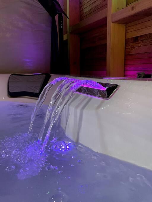 Central Area Terraced House With Private Hot Tub Лінкольн Екстер'єр фото