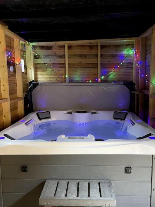 Central Area Terraced House With Private Hot Tub Лінкольн Екстер'єр фото